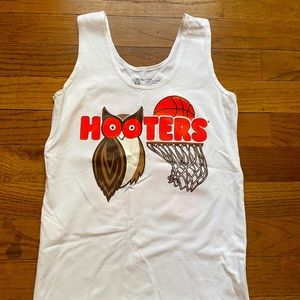 Hooters uniform
